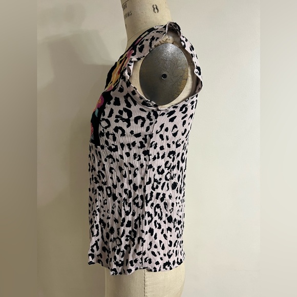 Savanna Jane Cheetah Colorful Embroidered Crinkled Blouse Size Small - Picture 5 of 8